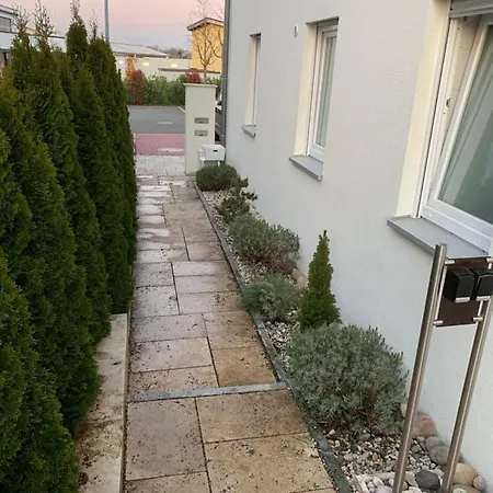 Neues Zimmerapartment Mit Bad * Neckarwestheim