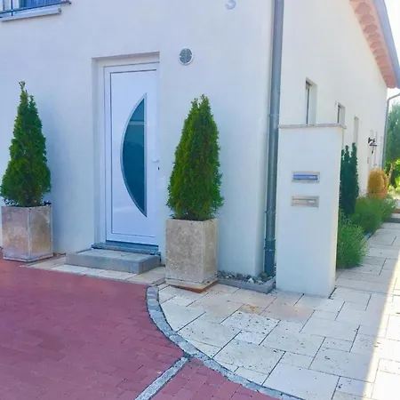 Neues Zimmerapartment Mit Bad * Neckarwestheim